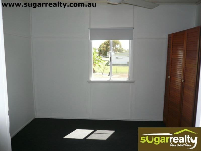 24 Tenth Avenue, Home Hill QLD 4806