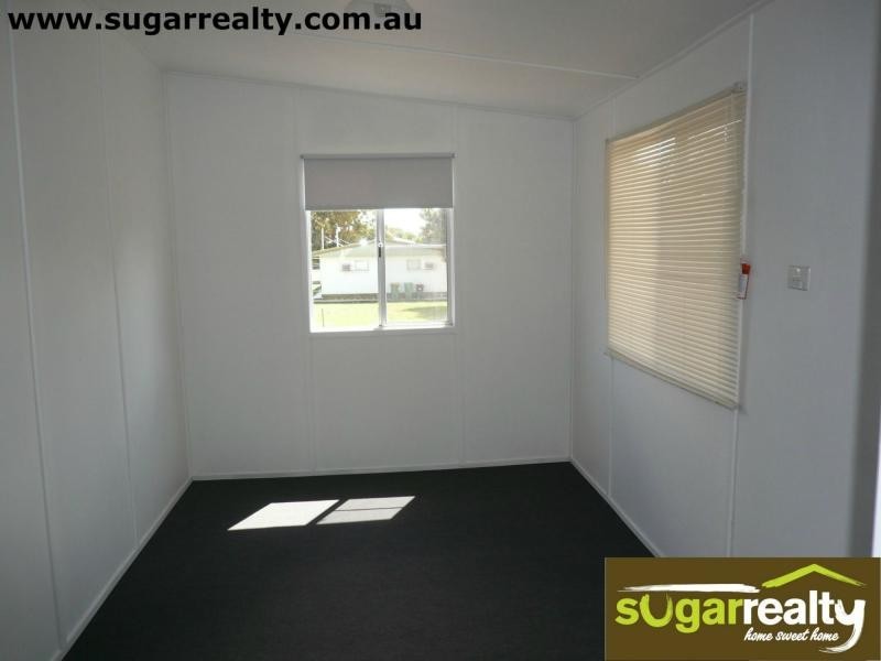 24 Tenth Avenue, Home Hill QLD 4806