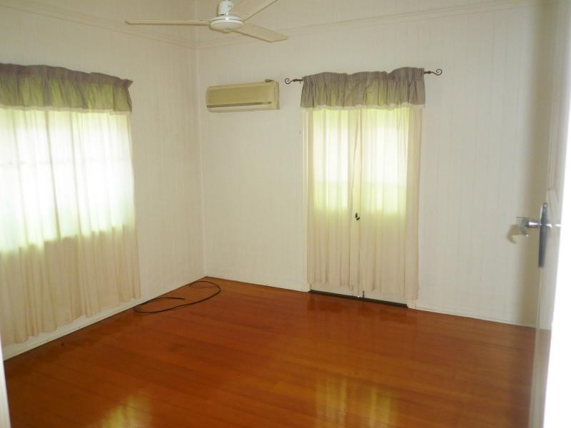 2 Crofton Street, Ayr QLD 4807