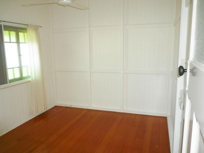 2 Crofton Street, Ayr QLD 4807