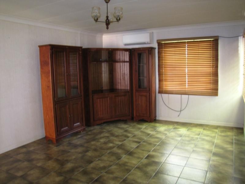 6-8 Hayes Street, Ayr QLD 4807