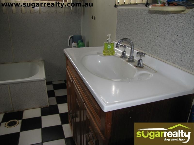 Ayr QLD 4807