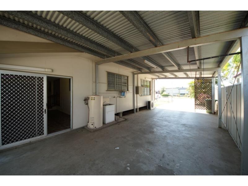 82 Fourteenth Avenue, Home Hill QLD 4806