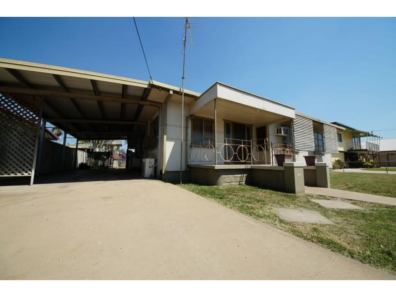 82 Fourteenth Avenue, Home Hill QLD 4806
