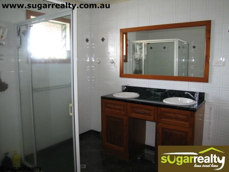 14 Hayes Street, Ayr QLD 4807