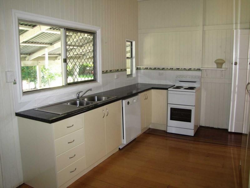 11 Coronation Street, Ayr QLD 4807