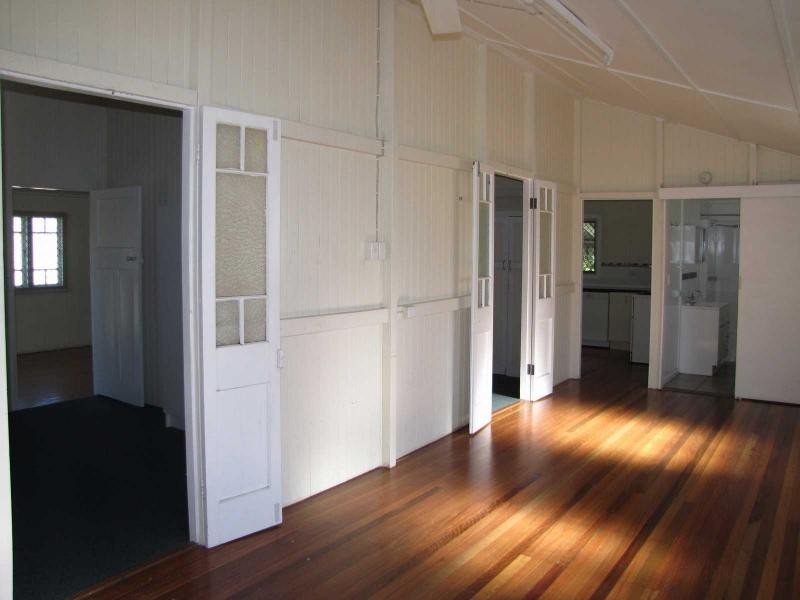 11 Coronation Street, Ayr QLD 4807