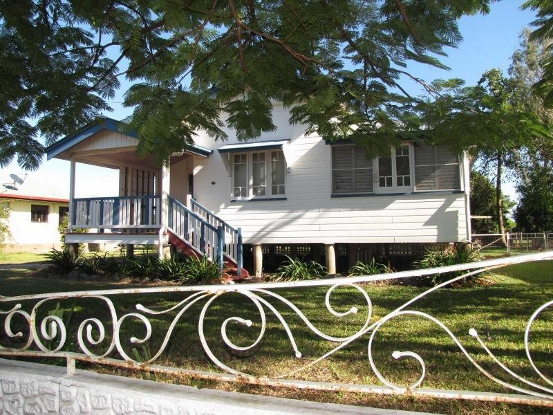 11 Coronation Street, Ayr QLD 4807