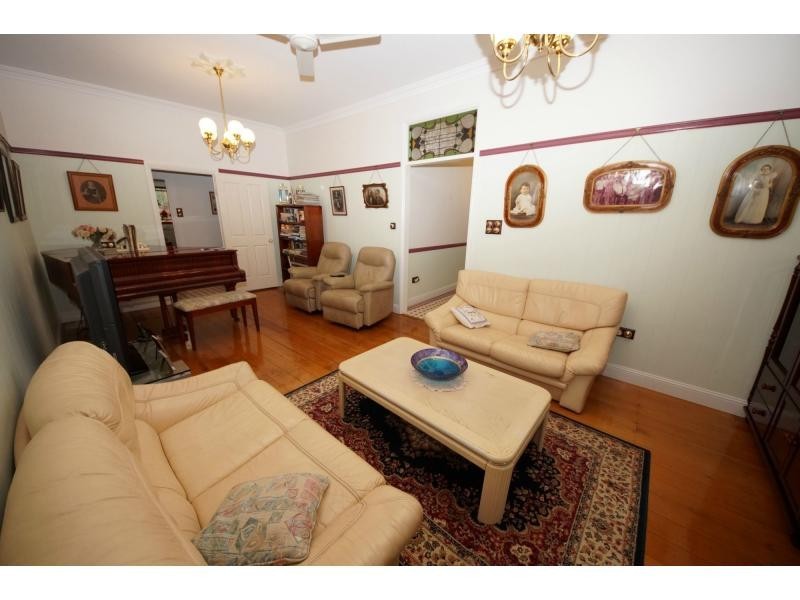 21 Albert Street, Ayr QLD 4807