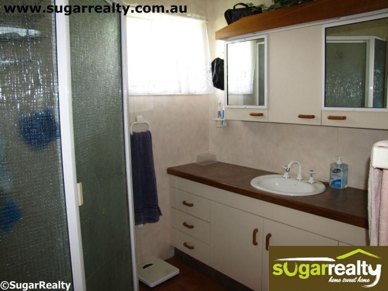 23 Bowling Green Street, Brandon QLD 4808