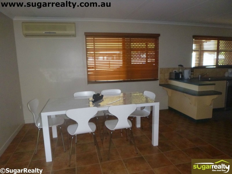 1 Strathdee Court, Ayr QLD 4807