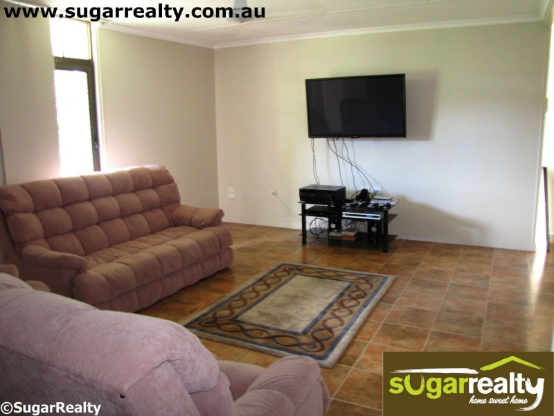 1 Strathdee Court, Ayr QLD 4807