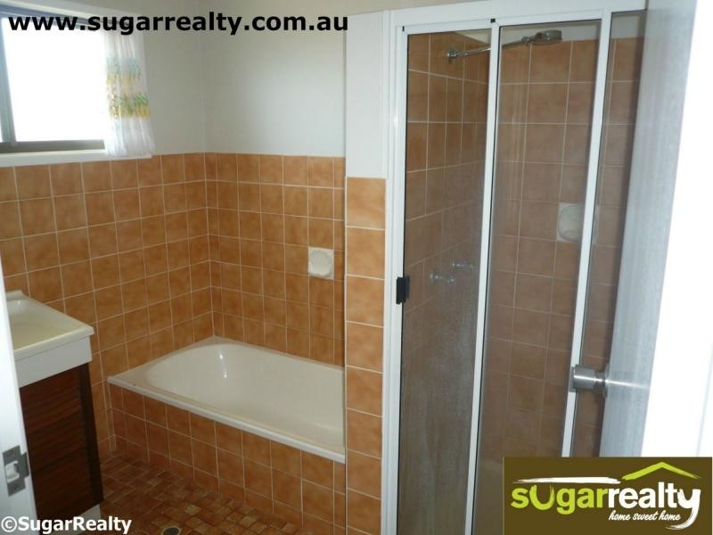 62 Ross Street, Ayr QLD 4807