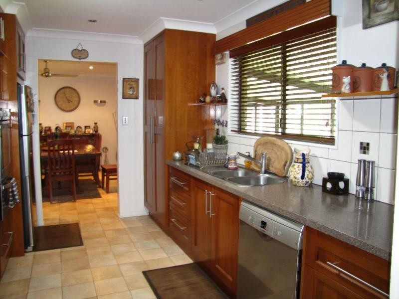 27 Fifteenth A Street, Home Hill QLD 4806