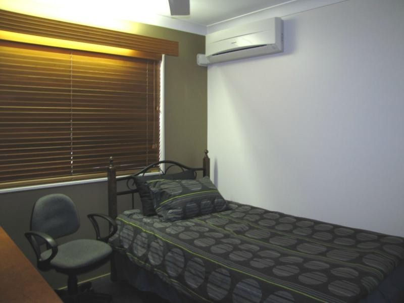 27 Fifteenth A Street, Home Hill QLD 4806