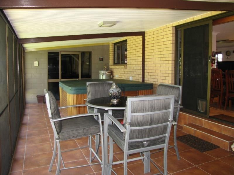 27 Fifteenth A Street, Home Hill QLD 4806