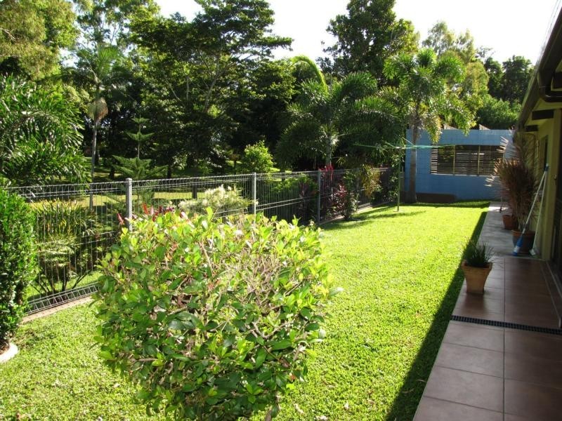 27 Fifteenth A Street, Home Hill QLD 4806