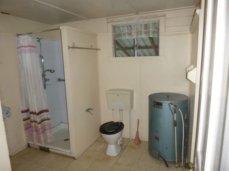 1 & 2/89 Edwards Street, Ayr QLD 4807