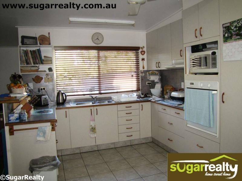 10 Ahern Street, Ayr QLD 4807