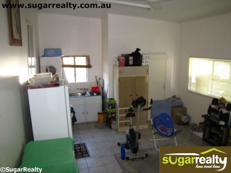 10 Ahern Street, Ayr QLD 4807