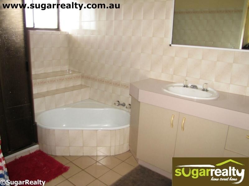 15 Strathdee Court, Ayr QLD 4807