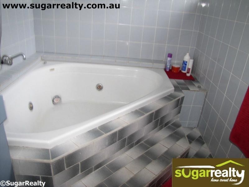 15 Strathdee Court, Ayr QLD 4807