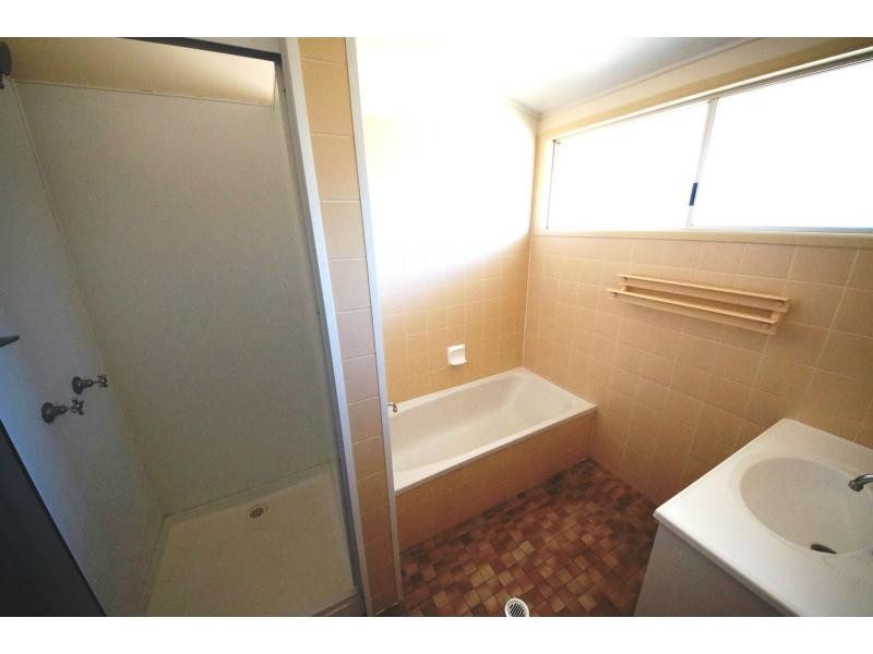 11-13 Sixteenth Avenue, Home Hill QLD 4806