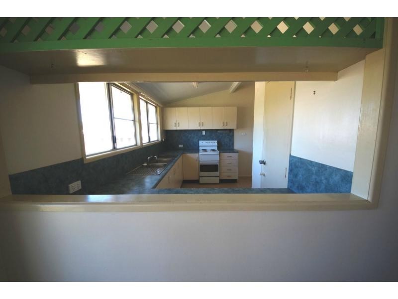 11-13 Sixteenth Avenue, Home Hill QLD 4806