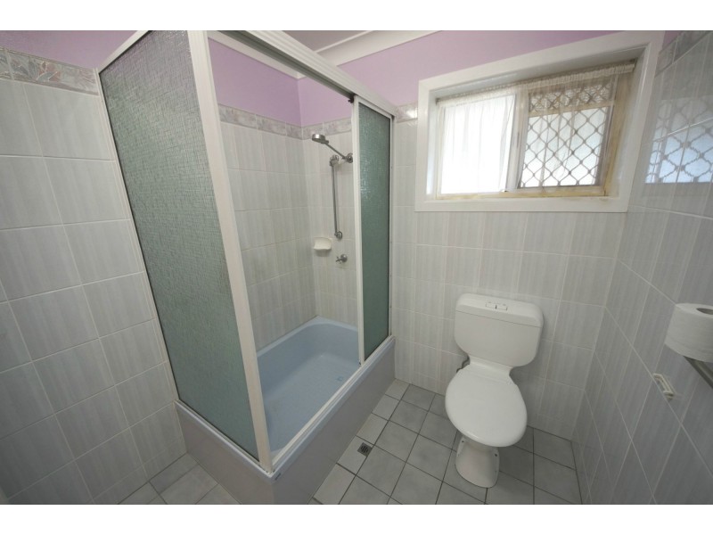 1/102 Thirteenth Avenue, Home Hill QLD 4806