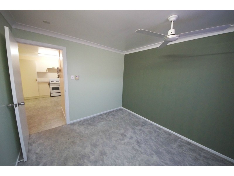 1/102 Thirteenth Avenue, Home Hill QLD 4806