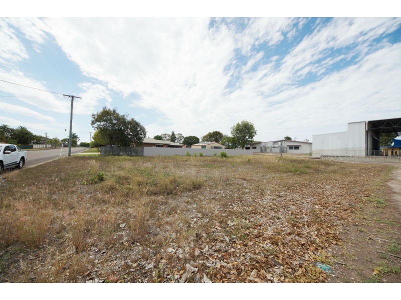 12 Little Young Street, Ayr QLD 4807