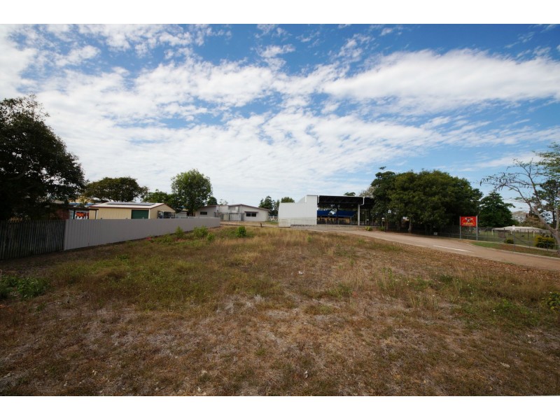 12 Little Young Street, Ayr QLD 4807