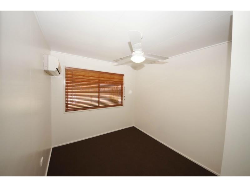 119 Tenth Avenue, Home Hill QLD 4806