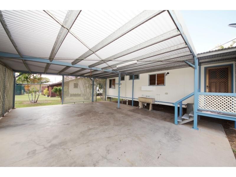 119 Tenth Avenue, Home Hill QLD 4806