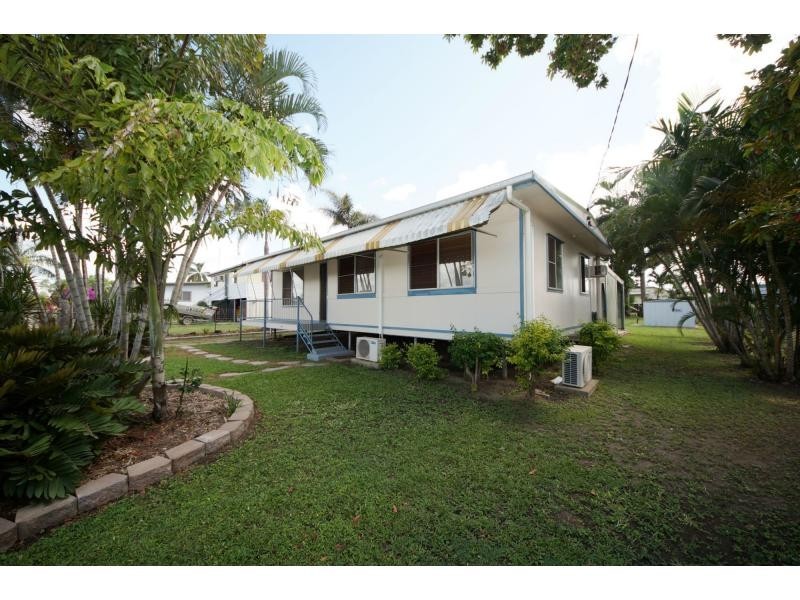 119 Tenth Avenue, Home Hill QLD 4806