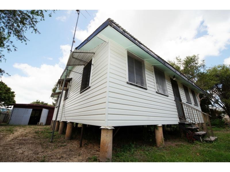 9 Hobart Street, Ayr QLD 4807