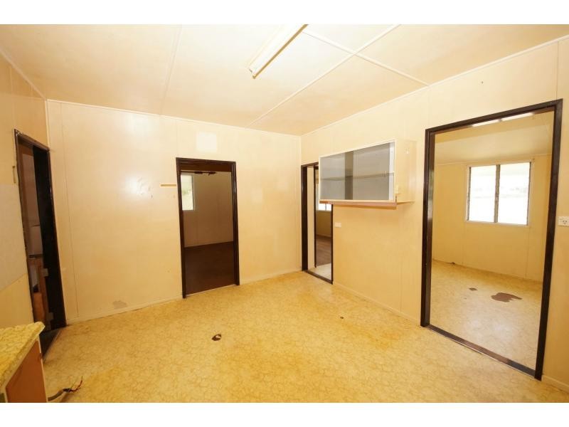 9 Hobart Street, Ayr QLD 4807