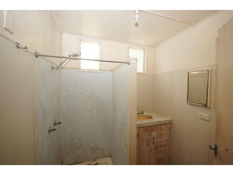 9 Hobart Street, Ayr QLD 4807