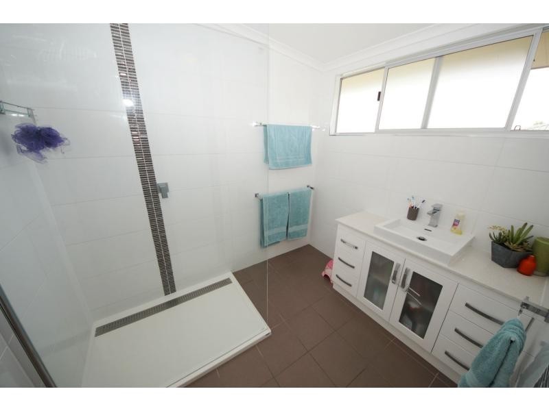 6 Twelfth A Avenue, Home Hill QLD 4806