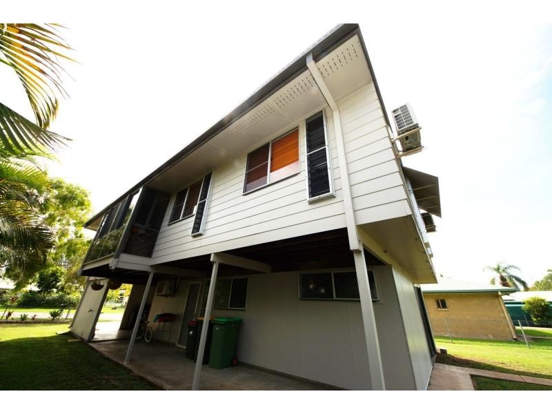6 Twelfth A Avenue, Home Hill QLD 4806