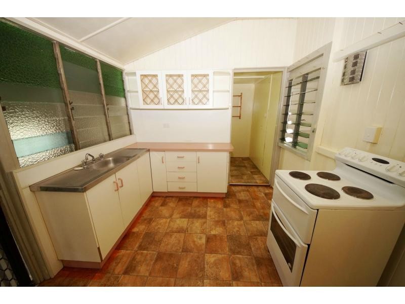 16 Richard Street, Ayr QLD 4807