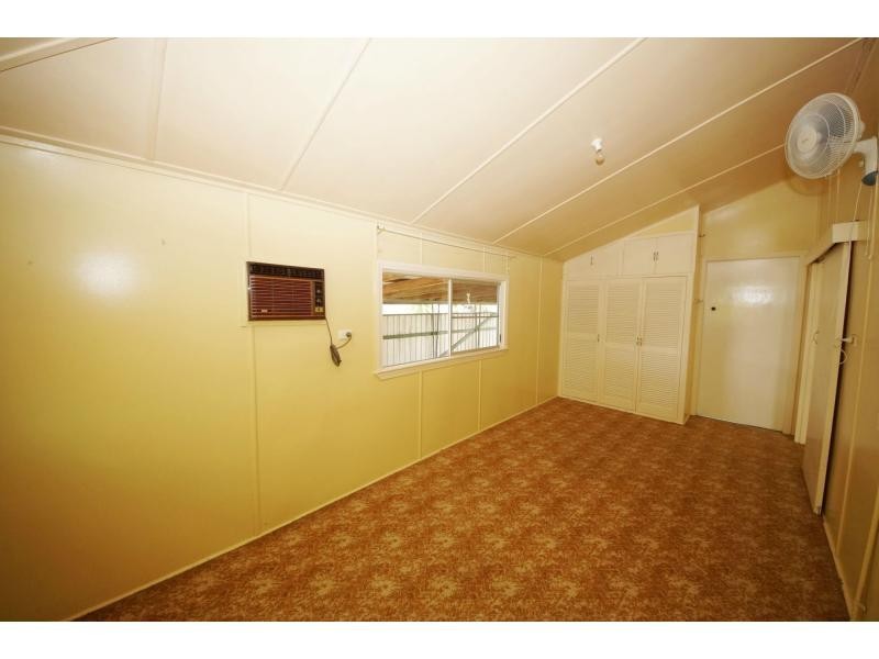 16 Richard Street, Ayr QLD 4807