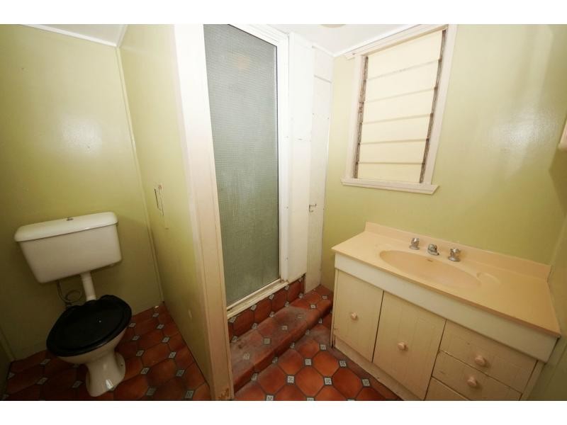 16 Richard Street, Ayr QLD 4807