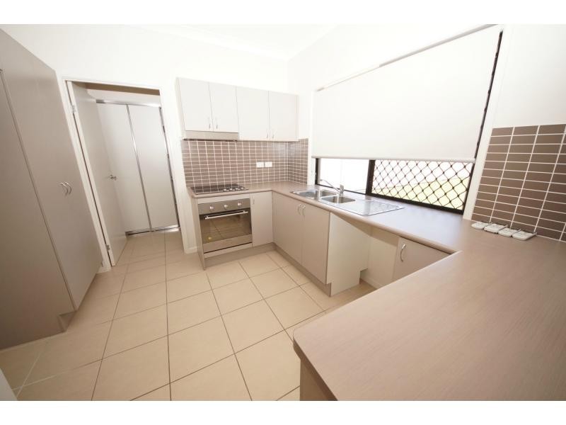 17 Munro Street, Ayr QLD 4807