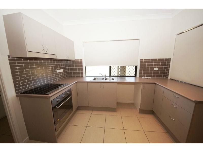 17 Munro Street, Ayr QLD 4807