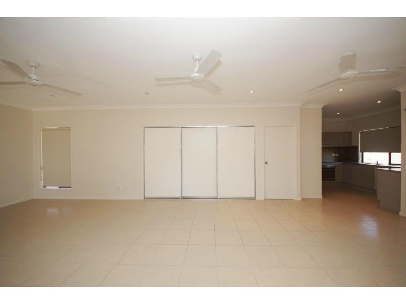 17 Munro Street, Ayr QLD 4807