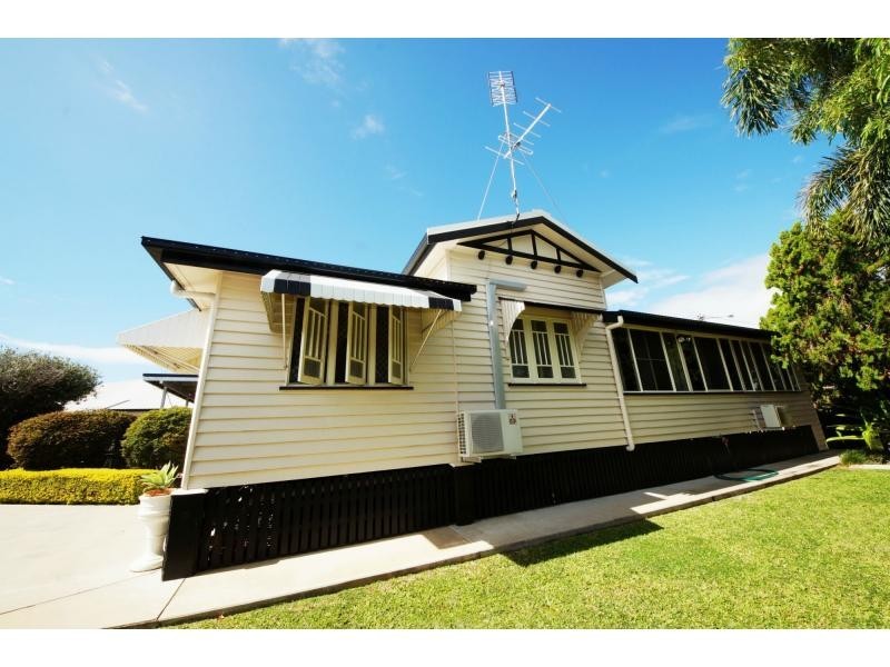 94 Young Street, Ayr QLD 4807