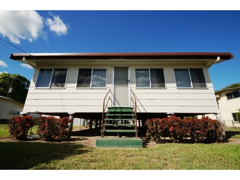 11 Second Street, Home Hill QLD 4806