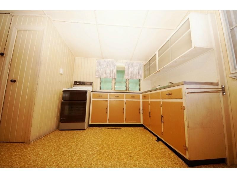 11 Second Street, Home Hill QLD 4806