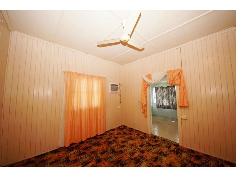 11 Second Street, Home Hill QLD 4806